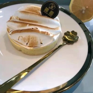 甜品探店|有这几家甜品店，每天都想过生日~