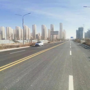兰州新区纬三十路道路提升改造项目顺利竣工通车！