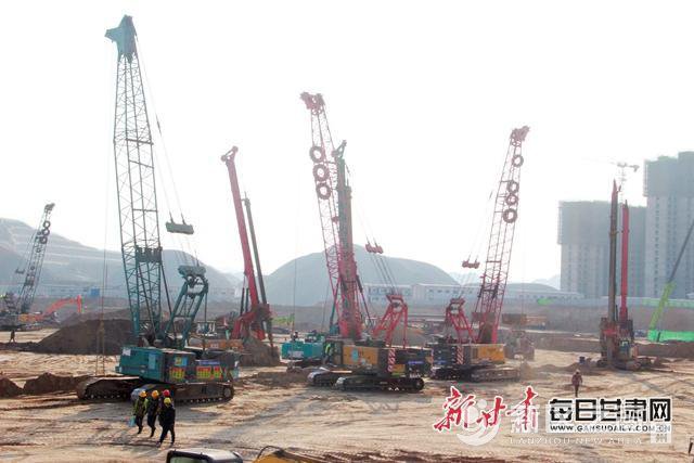 工程建设不停歇 兰州新区移民安置房稳步加速！